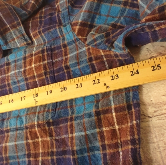 L.L. Bean Mens Vintage Slightly Fitted Plaid Flannel Button Down Purple Brown L - Picture 8 of 13